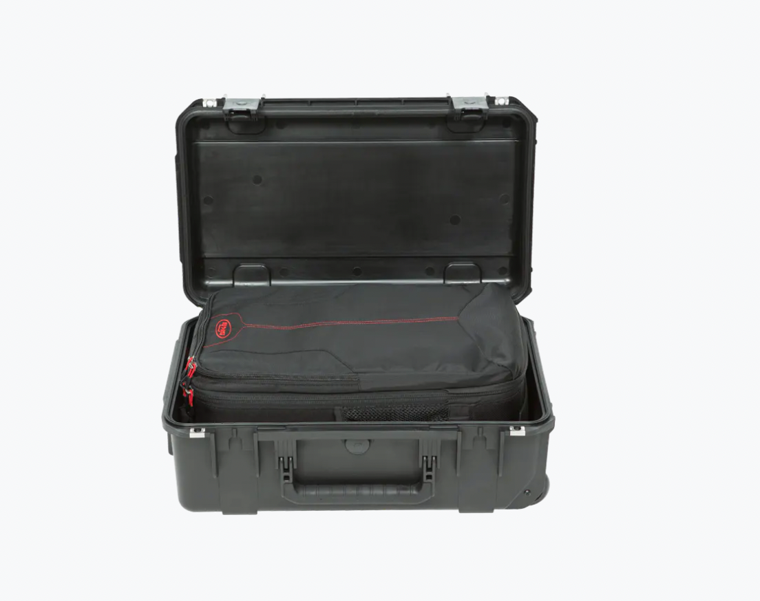 SKB (Carry On Size) Rolling iSeries 2011-7 Case